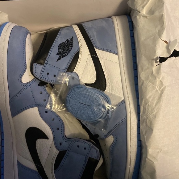 Jordan 1 university blue - Picture 4 of 5